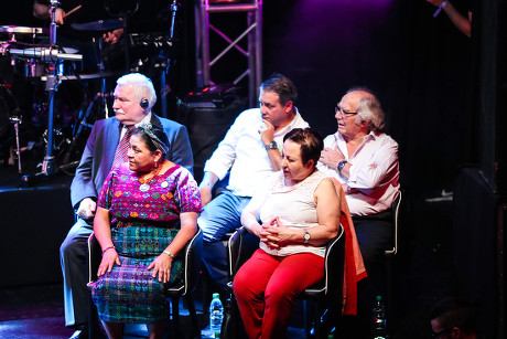 International musicians and four Peace Nobel laureates close 'Voy X la Paz' in Uruguay, Montevideo - 29 Apr 2018