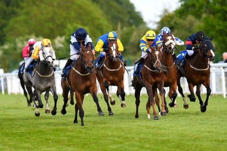 Afternoon Racing, Horse Racing, Salisbury Racecourse, Wiltshire, United Kingdom - 17 May 2018