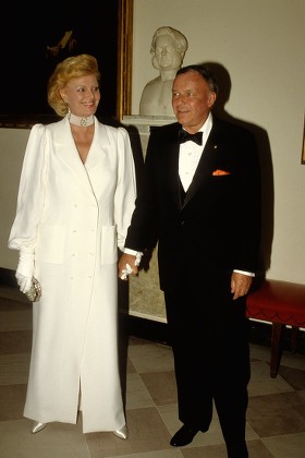 Frank and Barbara Sinatra at the White House - 26 Apr 2014