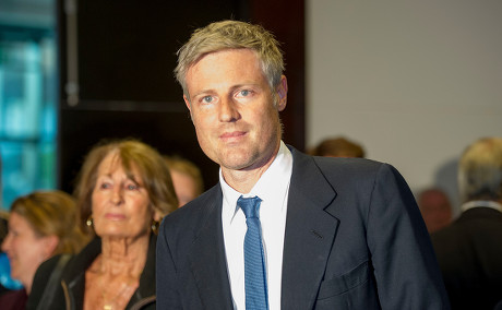 After 2 Recounts At The Richmond Constituency A Final 'batch Flick' Or 'bundle Check' Is To Be Made Whilst Zac Goldsmith Waits To Hear If He Has Won Back The Seat From The Liberal Democrats Sarah Olney.