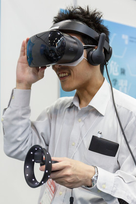 Visitor Tests Virtual Reality Vr Simulator Editorial Stock Photo