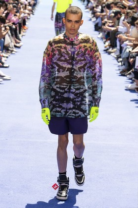 Louis Vuitton Spring 2018 Paris Fashion Week Men's Runway [PHOTOS