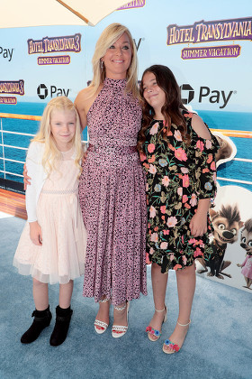 Elisabeth Rohm Daughter Easton August Anthony Redaktionelles Stockfoto ...