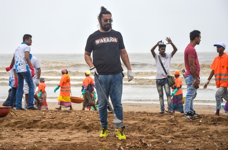 Beach Cleanup Campaign, Mumbai, India - 15 Aug 2018