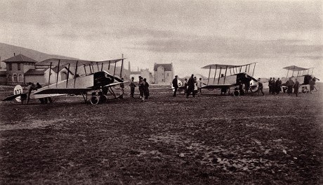 Ww1 Three Avro 504 British Biplanes Editorial Stock Photo - Stock Image ...