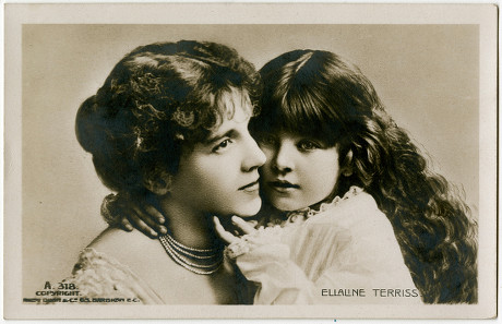 Ellaline Terriss with Her Daughter, 1908