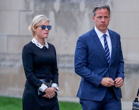 Who Is Jake Tapper's Wife, Jennifer Marie Brown?