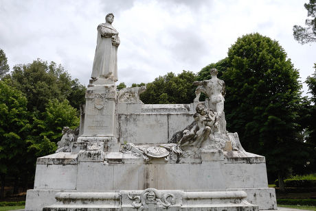 Statue Petrarch Park Near Medici Fortress Editorial Stock Photo