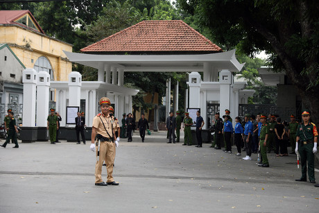 250 Vietnamese policeman Stock Pictures, Editorial Images and Stock ...