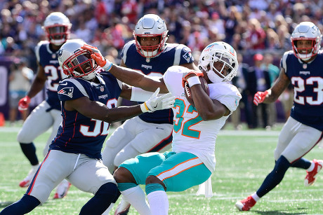 Foxborough, Massachusetts, USA. 30th Sep, 2018. Miami Dolphins center  Travis Swanson (66) comes off the field during the NFL game between the New  England Patriots and the Miami Dolphins held at Gillette