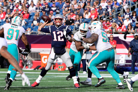 Foxborough, Massachusetts, USA. 30th Sep, 2018. Miami Dolphins center  Travis Swanson (66) comes off the field during the NFL game between the New  England Patriots and the Miami Dolphins held at Gillette