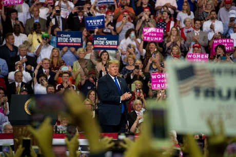 US President Donald J. Trump holds a rally in Southaven, Mississippi, USA - 02 Oct 2018