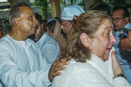 Funeral of Krishna Raj Kapoor, Mumbai, India - 01 Oct 2018