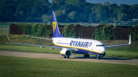 Ryanair announces shutdown of Bremen base, Germany - 05 Oct 2018