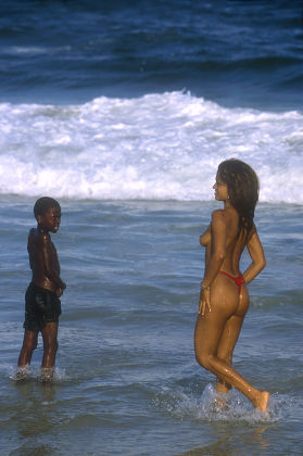 279px x 420px - Little Boy Views Topless Brazilian Beauty Editorial Stock Photo - Stock  Image | Shutterstock