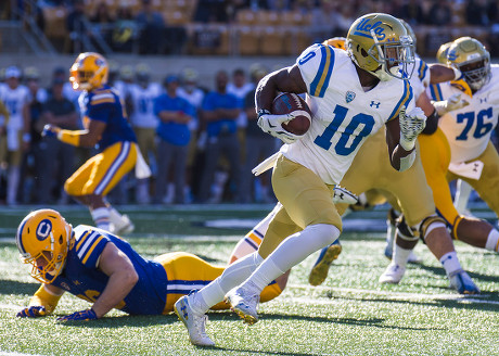 NCAA Football UCLA vs Cal, Berkeley, USA - 13 Oct 2018 Stock Pictures ...