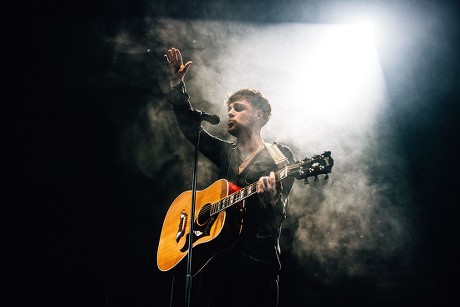 Tom Grennan in concert, Southampton Guildhall, UK - 15 Oct 2018
