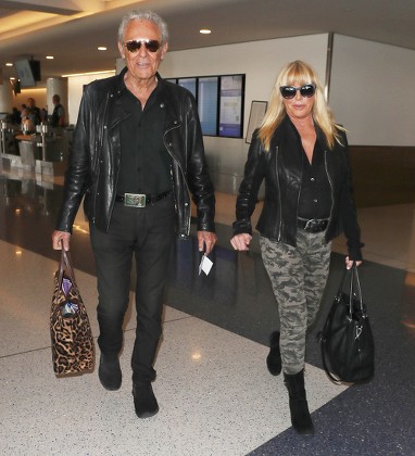 Suzanne Somers and Alan Hamel at LAX International Airport, Los Angeles, USA - 30 Oct 2018