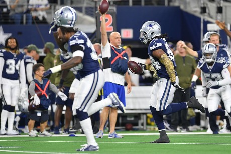 November 5, 2018: Dallas Cowboys linebacker Leighton Vander Esch (55)  during the NFL football game between the Tennessee Titans and the Dallas  Cowboys at AT&T Stadium in Arlington, Texas. Shane Roper/Cal Sport