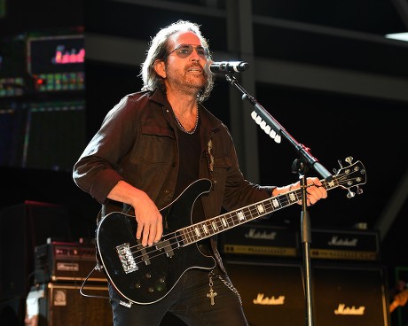 kip winger spector rickenbacker