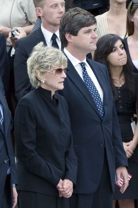 Funeral Procession for Senator Edward Kennedy, Washington DC, America - 29 Aug 2009