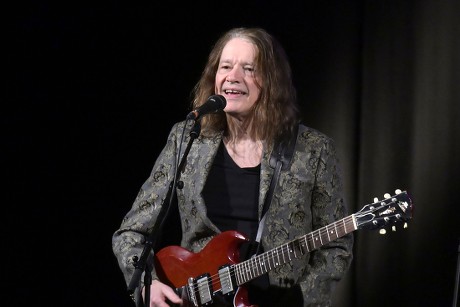 Robben Ford in concert at Le Trianon, Paris, France  - 10 Nov 2018
