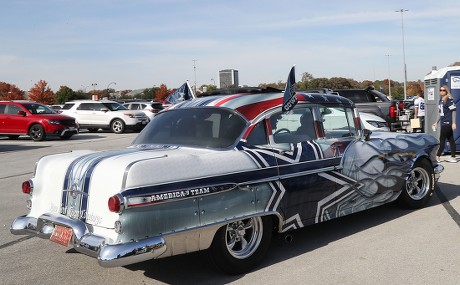 Dallas Cowboys Fans Enjoy Food Tailgate Editorial Stock Photo - Stock Image