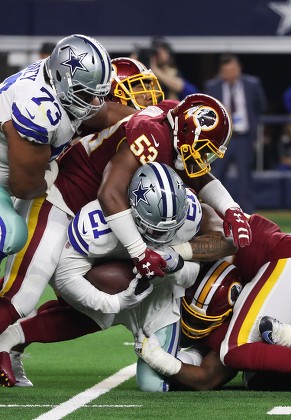 Arlington, Texas, USA. 22nd Nov, 2018. Nov. 22, 2018. Cowboys fans greet  mascot Rowdy during warmups as the Washington Redskins played the Dallas  Cowboys in an NFL game on Thanksgiving Day at