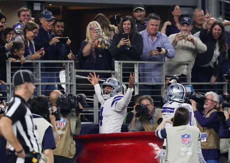 The @DallasCowboys are back at @ATTStadium on Thanksgiving Day to take on  the Washington Football Team. A limited number of tickets…