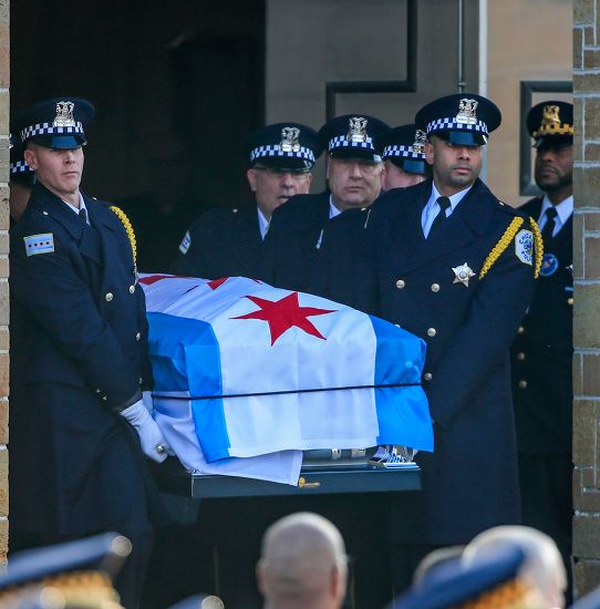 Chicago Police Honor Guard Carries Casket Editorial Stock Photo - Stock ...