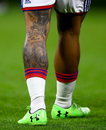 Tattooed Leg Memphis Depay Olympique Lyonnais Editorial Stock