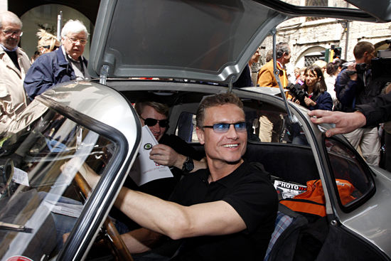 Photo Vintage F1 90s : Mika Häkkinen Et David Coulthard McLaren Au Parc Fermé