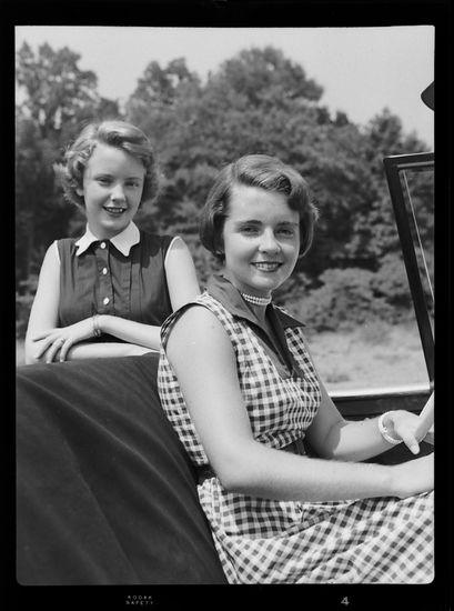 Mary Griswold Claire Griswold Smiling Photo Editorial Stock Photo ...