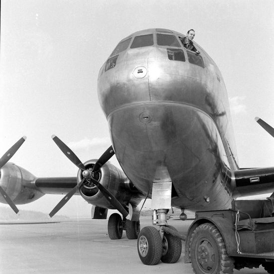 Aviator Riding Boeing C97 Stratofreighter 1945 Editorial Stock Photo ...