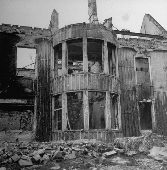 Bullet Riddled Bomb Blasted Ruins Home Editorial Stock Photo - Stock ...