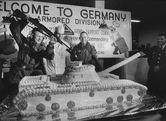 Maj Gen Edwin Burba Cutting 350 Editorial Stock Photo - Stock Image ...