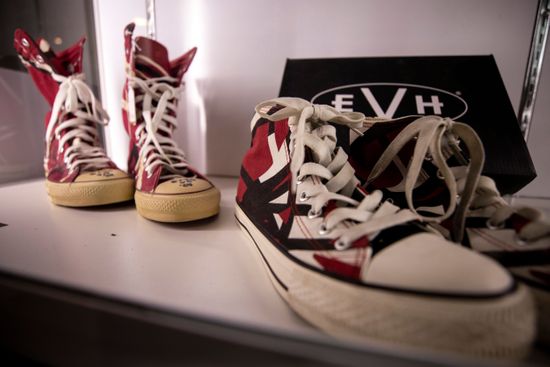converse chili paste original
