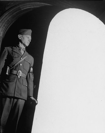 september-1942-amer-soldier-standing-guard-editorial-stock-photo