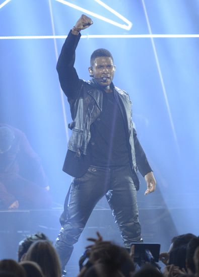 Usher Performs Onstage 40th Annual American Editorial Stock Photo ...