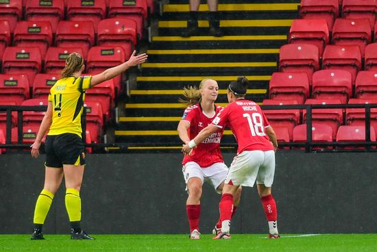 Lois Roche 18 Charlton Athletic Celebrates Editorial Stock Photo ...