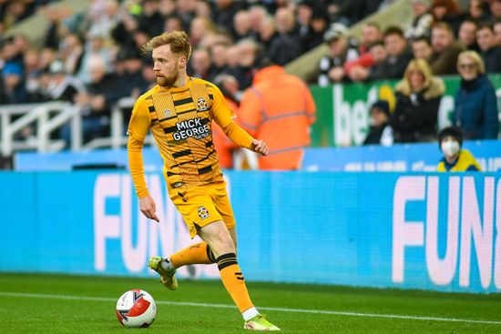 Cambridge Uniteds Midfielder James Brophy 7 Editorial Stock Photo ...