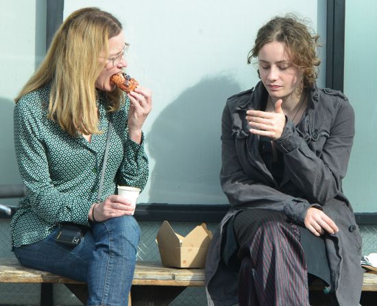 Exclusive Elisabeth Shue Daughter Stella Street Editorial Stock Photo ...