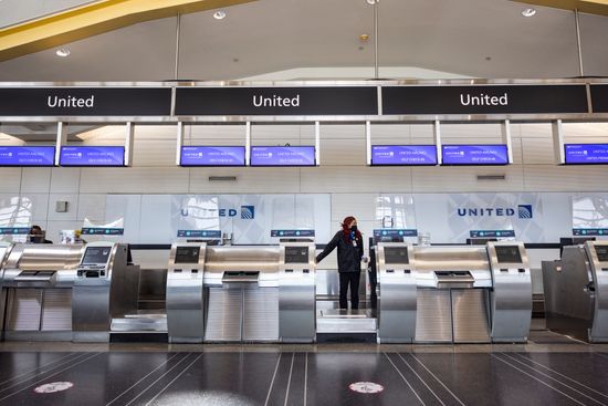 United Checkin Counters Empty Ronald Reagan Editorial Stock Photo ...