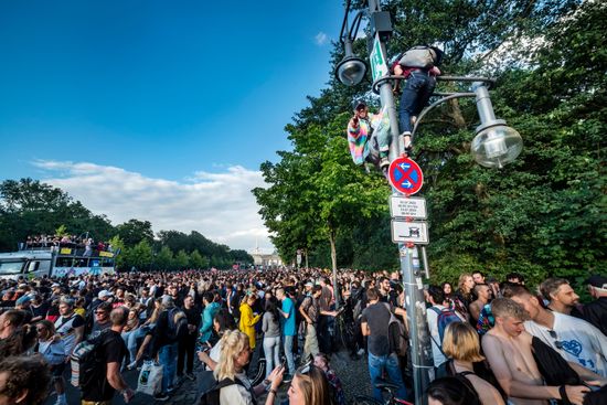 Demonstration Rave Planet Berlins Tiergarten Editorial Stock Photo ...