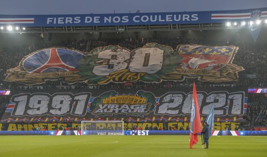 Le Virage Auteuil Celebrate Their 30th Editorial Stock Photo Stock le-virage-auteuil-celebrate-their-30th-editorial-stock-photo-stock