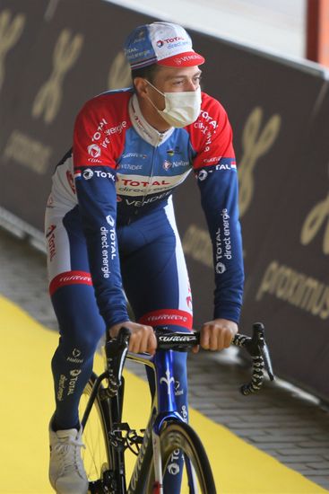 Un maillot bleu-blanc-rouge pour Total Direct Energie en 2020