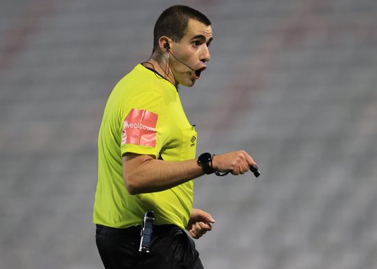 Bohemians Vs Dundalk Referee Adriano Reale Editorial Stock Photo ...