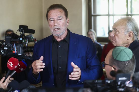 Arnold Schwarzenegger Seen Speaking Inside Former Editorial Stock Photo