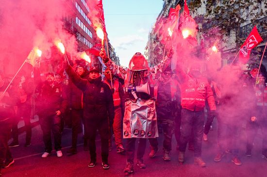Demonstrators Fo Force Union Hold Smoke Editorial Stock Photo - Stock ...