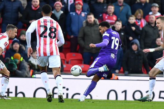 Jamie Reid Stevenage Fc Scores Equaliser Editorial Stock Photo - Stock ...